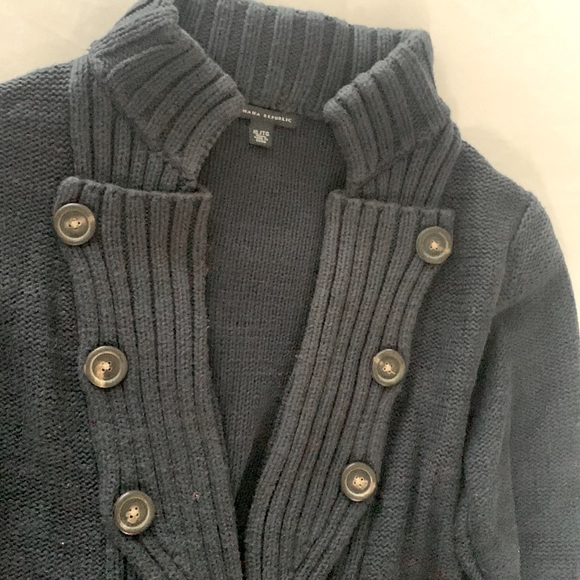 Cardigan - Picture 2 of 4